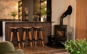 Akasha Spa Retreat Cottage